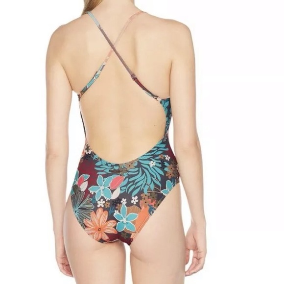 Vince Camuto Lagoon V Neck One Piece Swimsuit - Picture 3 of 5